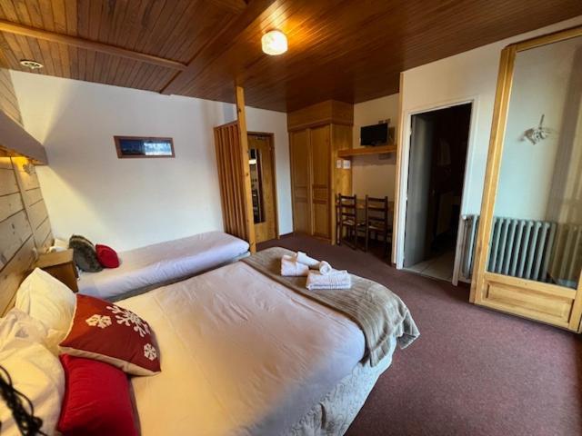 Hotel Restaurant La Pendine Les Pres Zewnętrze zdjęcie